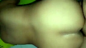 มิลฟ์อวบก้มโดนเย็ดตูดแตกในโฮมเมด