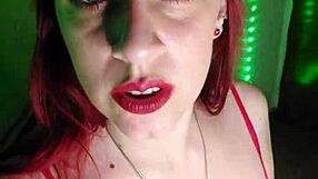 Tia Infraganti Con El Plomero Le Das Su Leccion Por Infiel Atrevida Joi Argentina 1