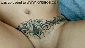 CORNO REALIZANDO O SONHO DE VER A ESPOSA COM OUTRO MACHO - SEXO CASEIRO!