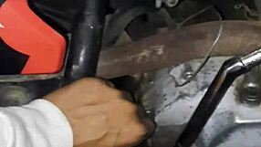 después de la fiesta nuera pagando la apuesta en un juego de citas