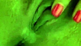 FINGERING my JUICY virgin CHOCOLATE PUSSY till i SCREAM and CREAM