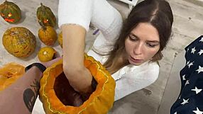 pumpkin orr pussy wich one ya pickin today??