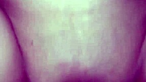 Beruntung banget nih, ngewe memek sempit bareng geng!