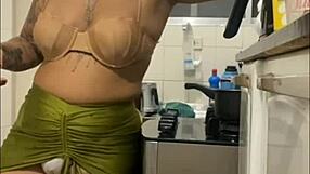 hey feeding my man well so he eats my big pussy dessert later on