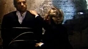 Kelly Trump Performs Detailed Blowjob With Mouth Cumshot