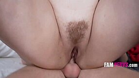 Pretvaráš sa chorý, aby si ma vyjebal, synáčik?!