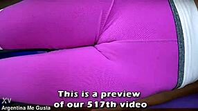 Hard Round Ass Babe Shows Deep Cameltoe in Tight Gym Leggings Spandex