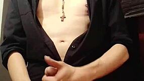 Specific Tutorial For Masturbating In Shirt With Cum Control