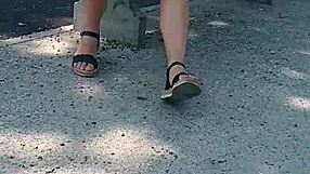 Telanjang Bulat di Jalan Raya Awam!