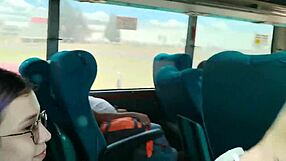 blakeproductions สาวลาตินดูดควยยักษ์ลึกแล้วแตกในรถบัส
