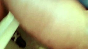 Tight homemade pussy play tempts on Sunday with amateur tease