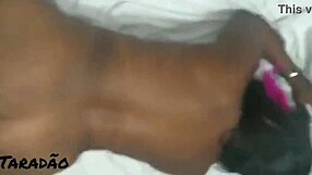 Preta Safada's casual vocal play session