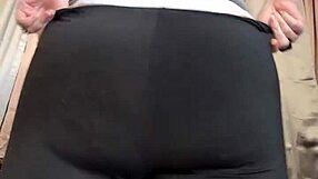 stuff your face between these chubby leggings thighs now