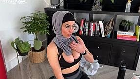 Muslim Aaliyah Yasin caught by housemate ends with sloppy facial cumshot