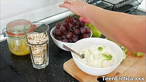 Cock-Hungry Teen Jessica Lincoln Pounds Sloppy Ass Fucking in Hardcore Anal Ride