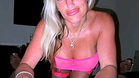 Huge bbc cums on my pussy tastes so good!