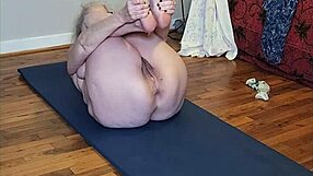 Hot Mature Stretches Big Tits And Ass In Naked Yoga