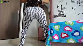 wanna see this shy big ass fitness model squat in tight leggings at gym?