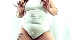 Watch my big latina ass clap in sexy lingerie