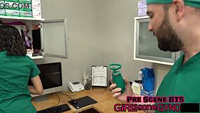 Mara Luv spreads for vibrator in doctor's office as Aria Nicole watches orgasm