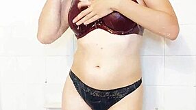 watch me fing- finger my drippin wet pussy after shower... amazin small tits n ass