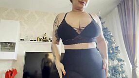 WOW, Sexy Big Tits Teen Masturbates In Lingerie And Pantyhose!