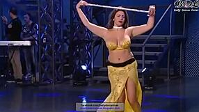 Indian mallu aunty dances sexily with huge bouncing tits