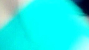 Colombian babe spreads cheeks for raw outdoor fucking in steamy session