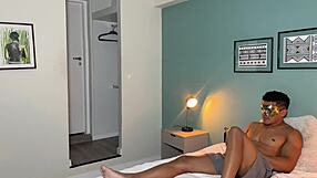 Amante's shaved pussy door creampied after black fisting and gaping