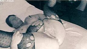 damn juicy rubii's fingering that shaved milf pussy again solo