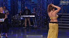 Indian mallu aunty dances sexily with huge bouncing tits