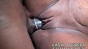 mulata piranha trai marido com dotado enquanto ele liga fodendo amador cavalgando pauzudo engolindo porra na boca