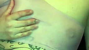 pinklypuff shakes her huge milf ass for european fans