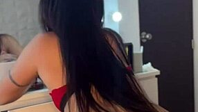 Latina Dances Funk Naked and Wild