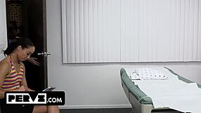 Whoa ebony babe alexis tae gets pussy eaten by muscular doctor 😍💦🍑