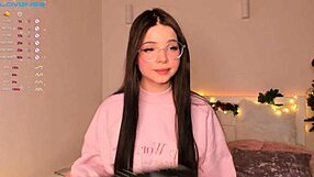 oh liza from w0wgirls your cute petite tits drive me wild on cam tonight