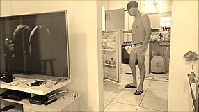 meia-irma got me hard with her tight ass 😍 cum in mouth soon?