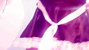 jazmints here to show off her shemale curves today