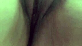 wanna watch this bbw stuff her fat ass pussy with huge dildo solo?