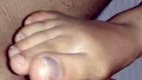 โห น้องสาวลูกเลี้ยง18+บริสุทธิ์อมลึกถูเท้า ห้ามใจไม่อยู่เปียกแฉะ!