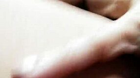 Milf's Pussy And Ass Pounded While Pink Vibrator Buzzes!