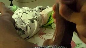 素人巨根男の激ヤリ欲情爆発寸前