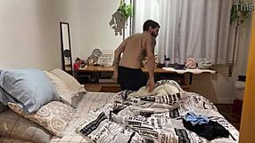 PRIMEIRA VEZ NA CASA DELA, MULHER GOSTOSA ME PROVOCOU ENQUANTO MARIDO DORMIA