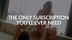 Kenzie Anne fingers and licks Avery Cristy to squirting bliss