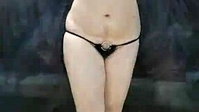 mature milf bai xintong dances seductively at home plaza style