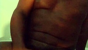 Masturbating assfucking solo like a pro!