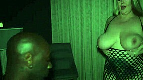 Big booty blonde milf shows up at the trap ready for that thick bbc pounding from the plug