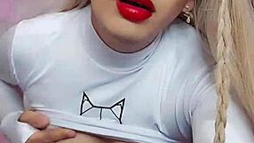 stunning trans blanca nieves demands bold cock ravaging