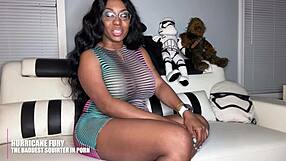 Muscular Ebony Milf Spreads Big Creamy Pussy Lips for Huge Squirt