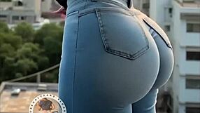 lily hayes poses nude with big teen ass on display